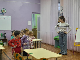 Молодые специалисты участвуют в Неделе педмастерства Молодые специалисты участвуют в Неделе педмастерства.